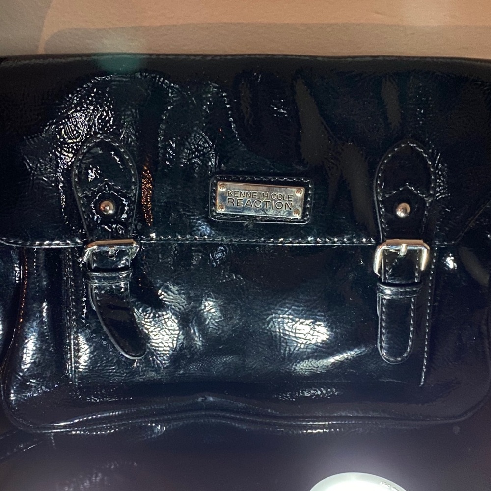 Kenneth Cole sling body